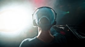 Mit oder ohne Bügel: Kopfhörer auf dem Prüfstand