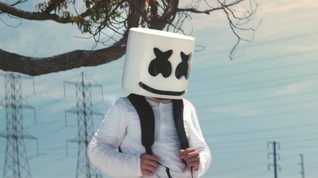 Musikvideo » Marshmello - Alone