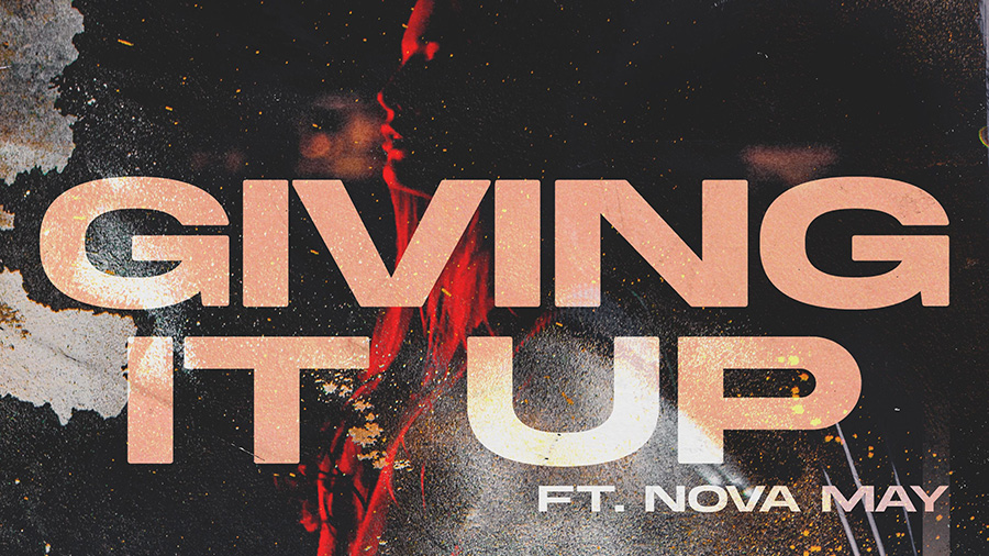 Xoro & T. Matthias ft. Nova May - Giving It Up