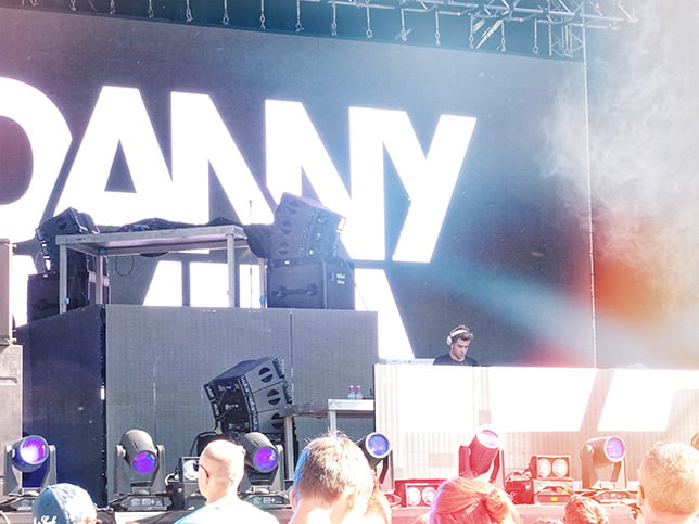 Danny Avila live