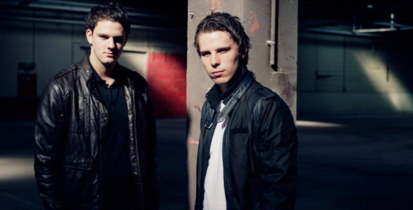 W&W - BBC Radio 1 Essential Mix (26.10.2013)