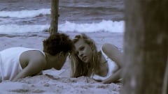 Nalin & Kane - Beachball