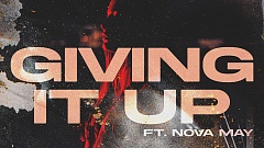 Xoro & T. Matthias ft. Nova May – Giving It Up