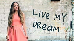 Chàrlee M - Live my Dream